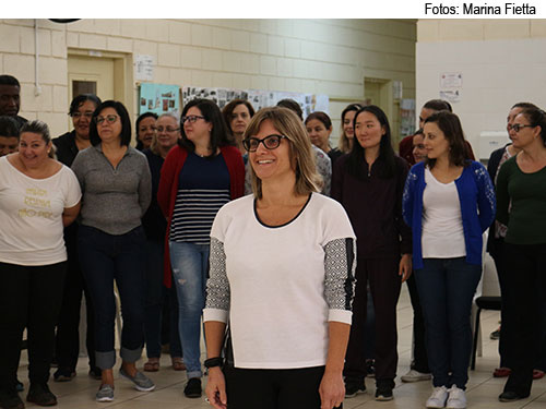 BRINCADEIRAS NO CENTRO DAS FORMAÇÕES PARA EDUCADORES EM BRAGANÇA PAULISTA
