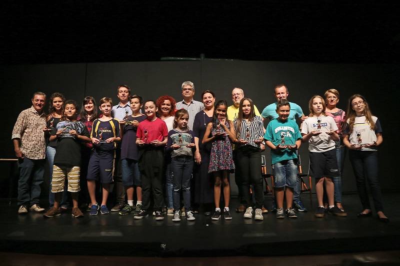 ALEGRIA E MOVIMENTO: OS VENCEDORES DO 16º SALÃOZINHO DE HUMOR DE PIRACICABA