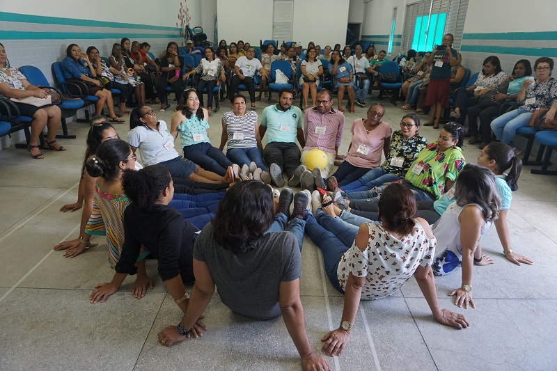 APRENDENDO COM PRAZER TEM PRIMEIRAS FORMAÇÕES
