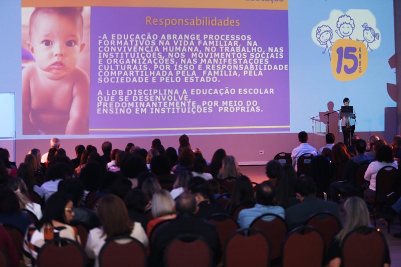 DIREITOS DA INFÂNCIA E EDUCAÇÃO NO BRASIL, POR MARIA THEREZA MARCILIO
