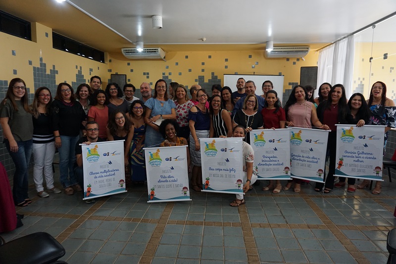 ESCOLAS DE TRÊS ESTADOS ASSINAM TERMOS PARA NOVO PROGRAMA DO INSTITUTO ARCOR