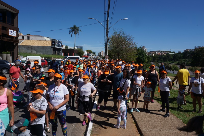 CAMINHADA NO LAGO MOBILIZOU MAIS DE 550 PESSOAS EM BRAGANÇA