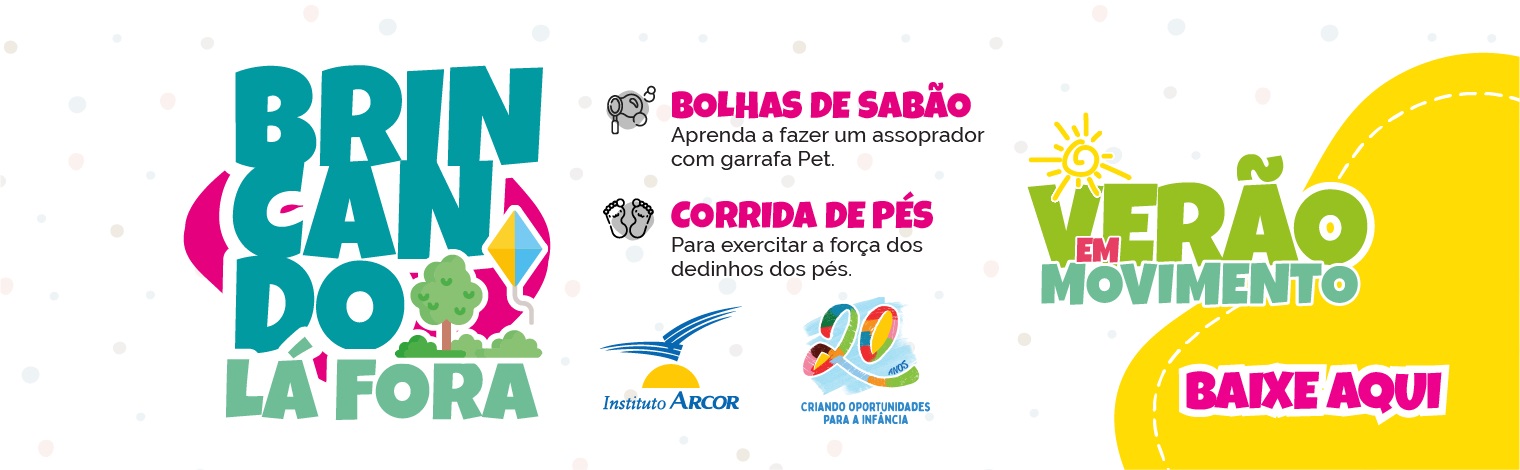 BRINCANDO LÁ FORA